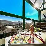 Apartment With Mountain View, Sleeps 8