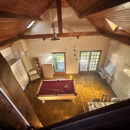 Apartment With Mountain View, Sleeps 8 *