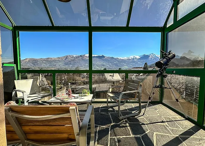 Apartment With Mountain View, Sleeps 8
